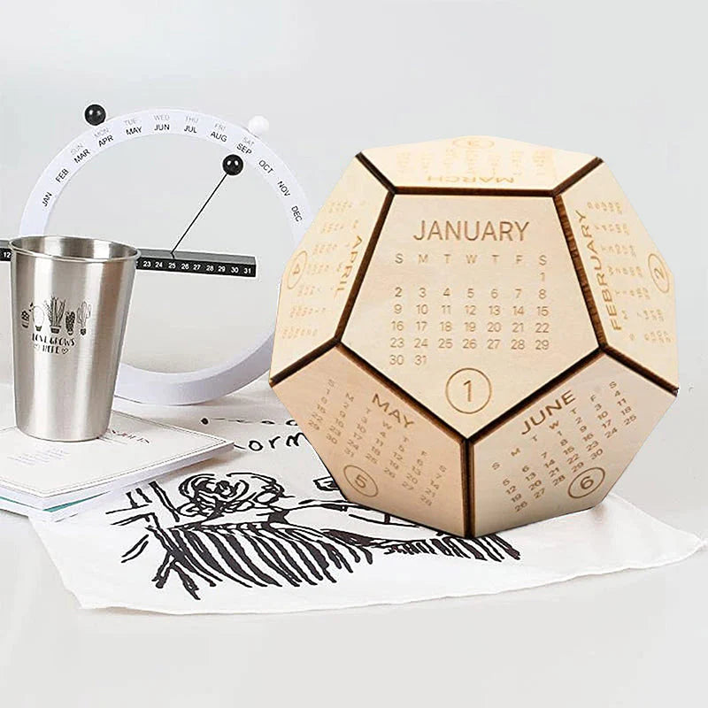 DIY Wooden Desk Calendar 2023/Dodecahedron - 12 Months