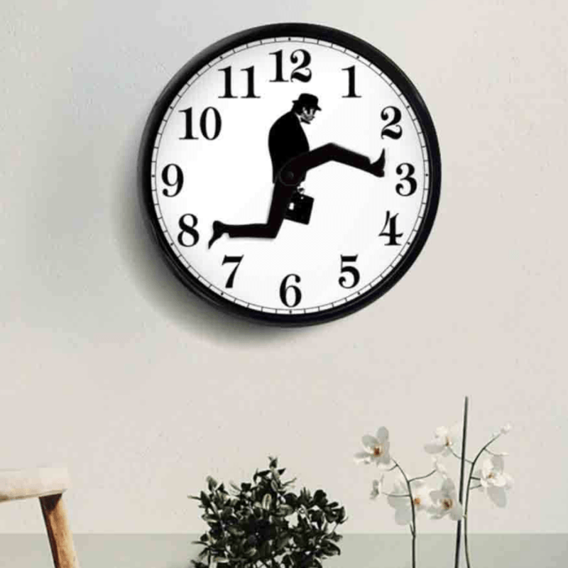 Finebay™ Ministry of Silly Walks Clock